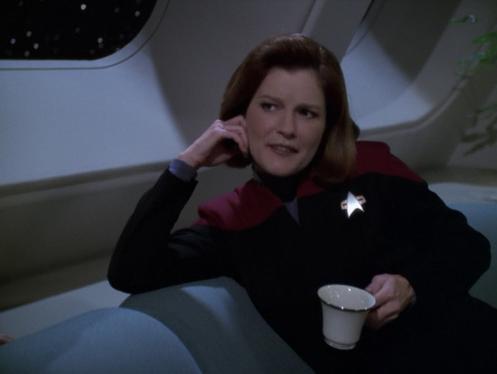Janeway mit Kaffee